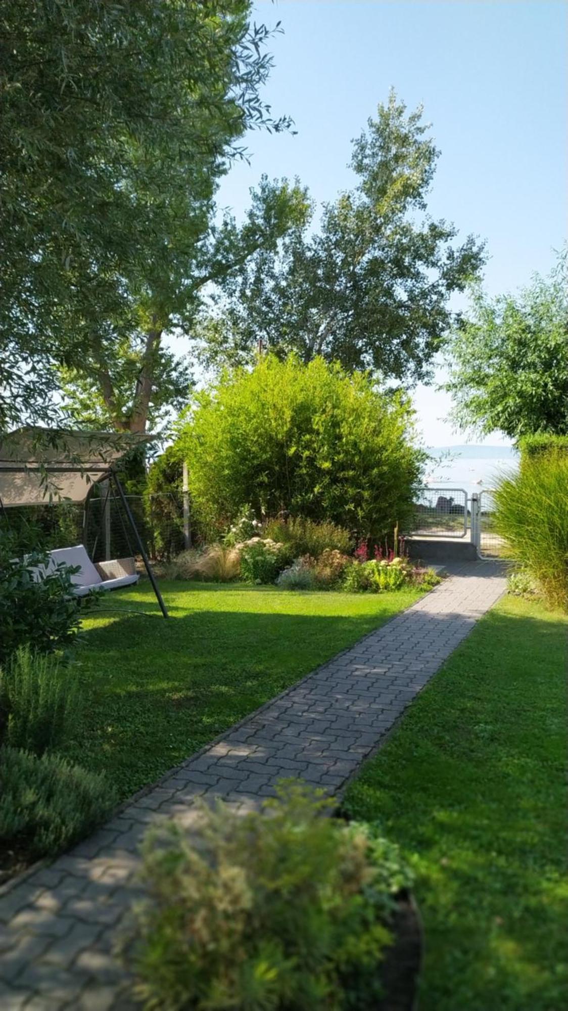 Lilla Villa Siófok Exterior foto